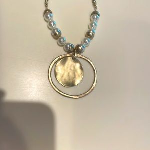 Chico’s pearl and gold necklace